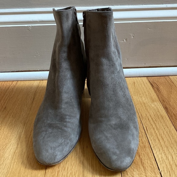 AGL Size 40 Womens‎ Size 10 Suede Pewter Gray Taupe Block Heel Bootie Neutral - Picture 4 of 15